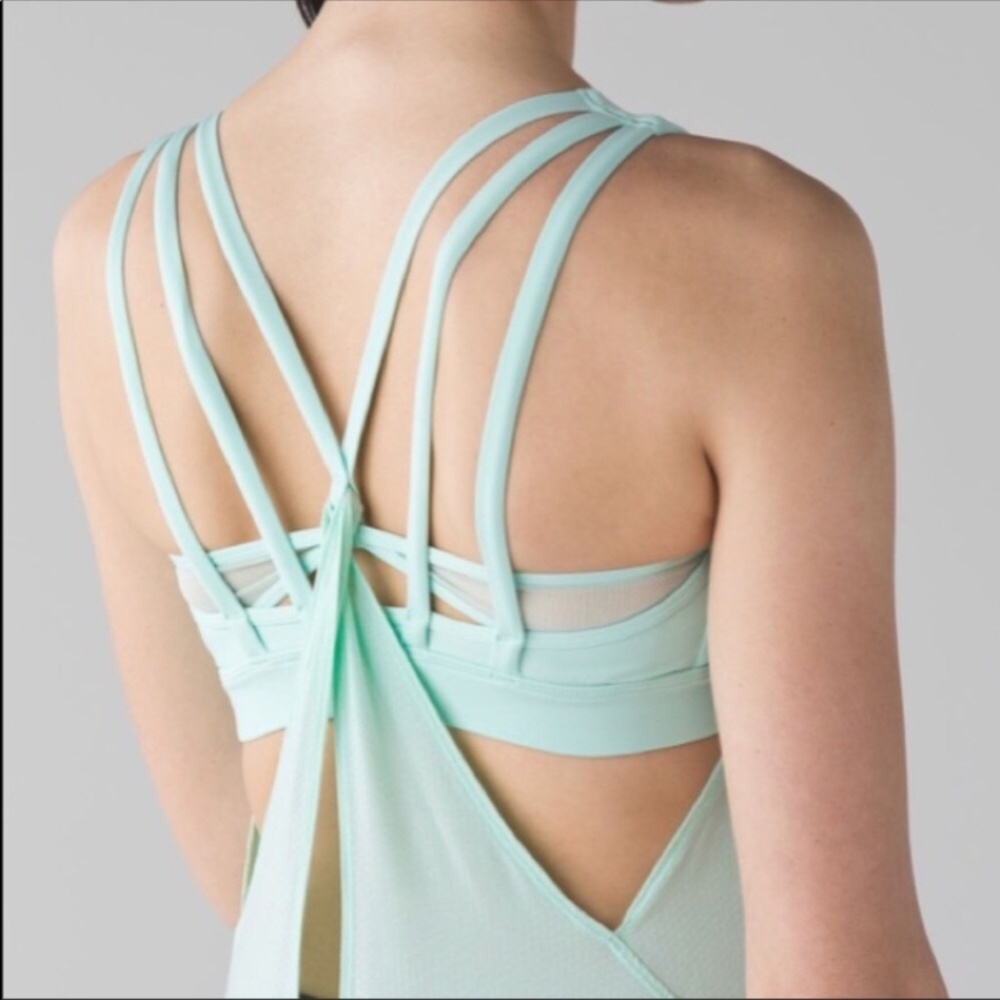 Lululemon Nouvwau Limits Tank